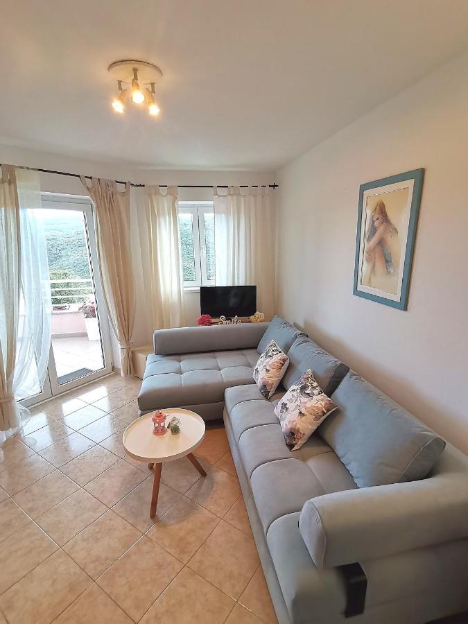 Lovely Apartment Branko Rabac With Balcony And Parking Ngoại thất bức ảnh